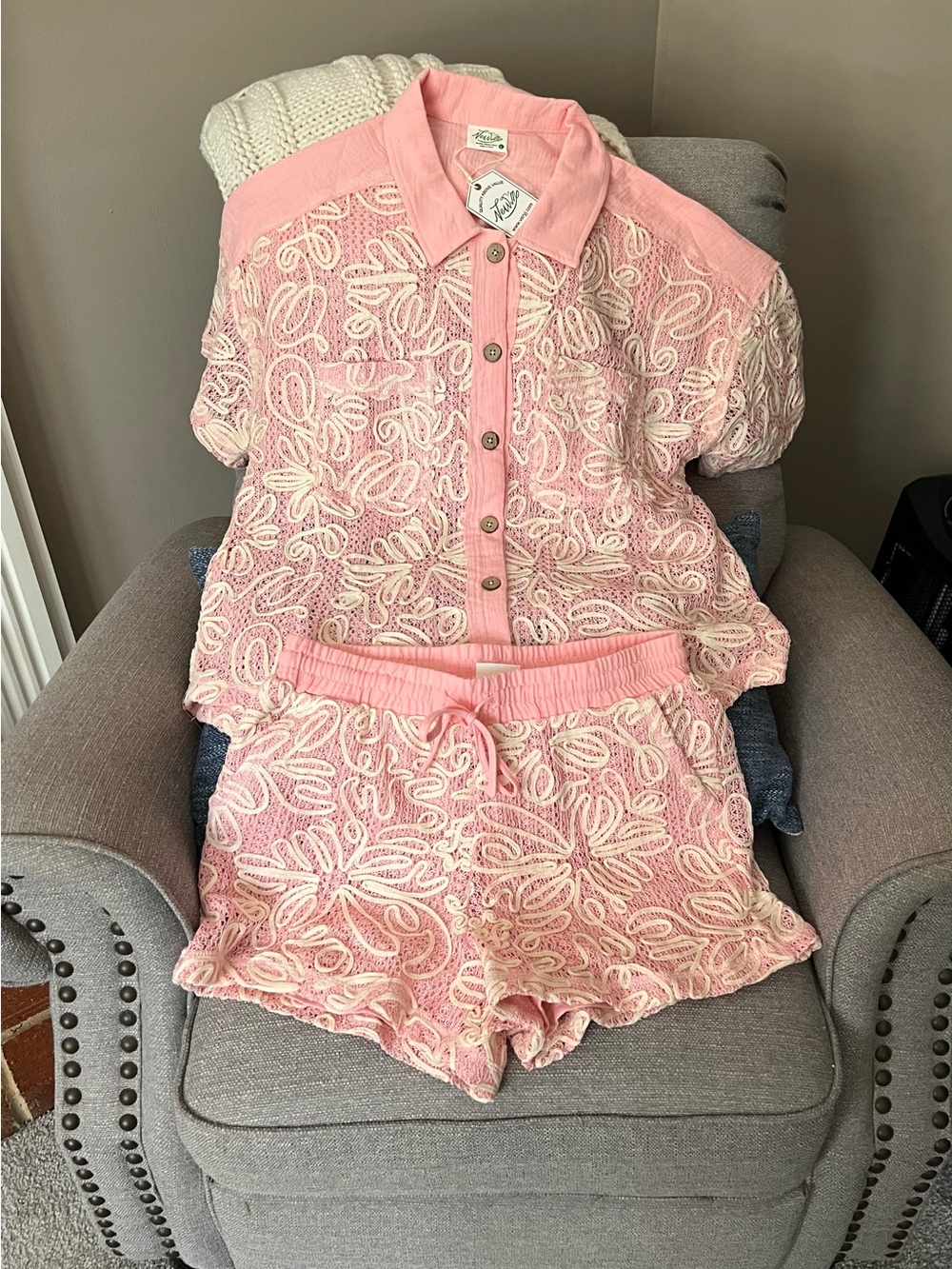 NWT, Very J, Light Pink Embroidered Two-Piece Lace Shirt & Short Set, Large